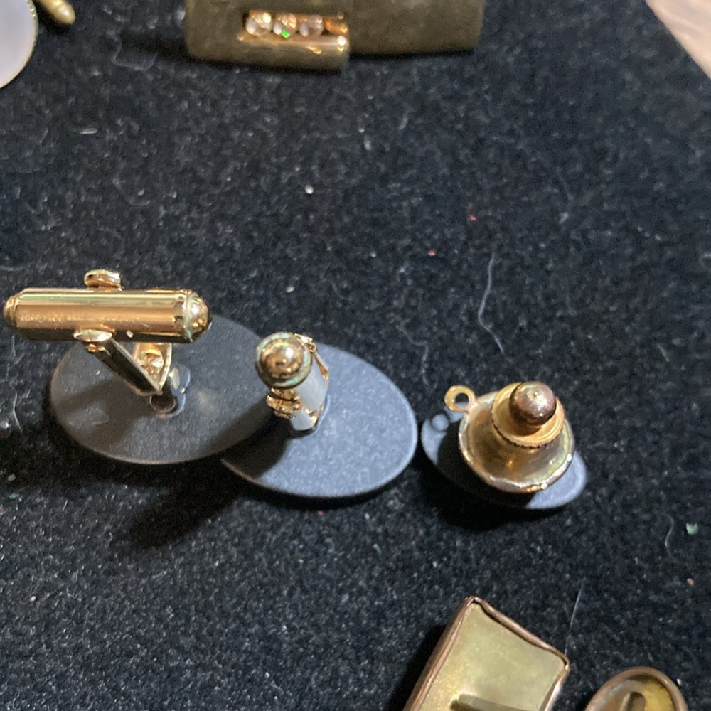 12 sets cuff  links plus…. - Picture 13 of 16